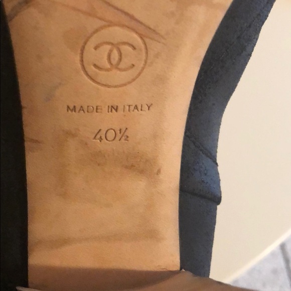 CHANEL Black chunky heel booties worn size10.5 - Picture 7 of 7